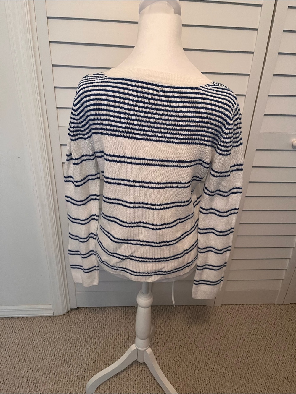 US POLO ASSN WOMEN'S SWEATER NAUTICAL STRIPED V-NECK WHITE BLUE Medium - Picture 4 of 5